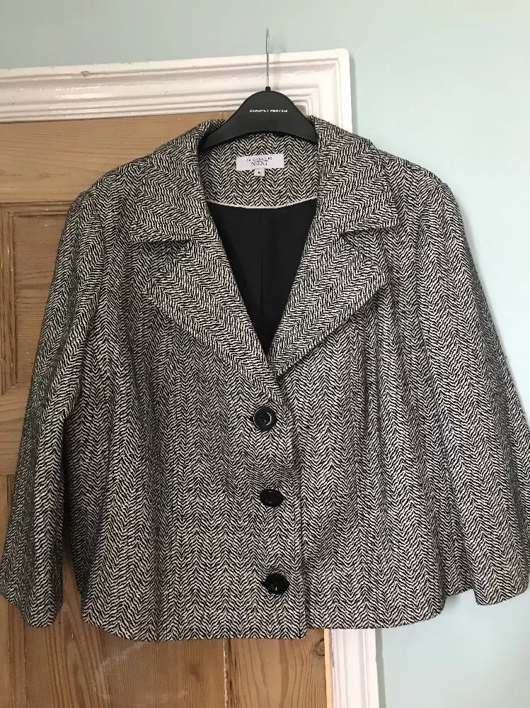 Next 2025 white jacket