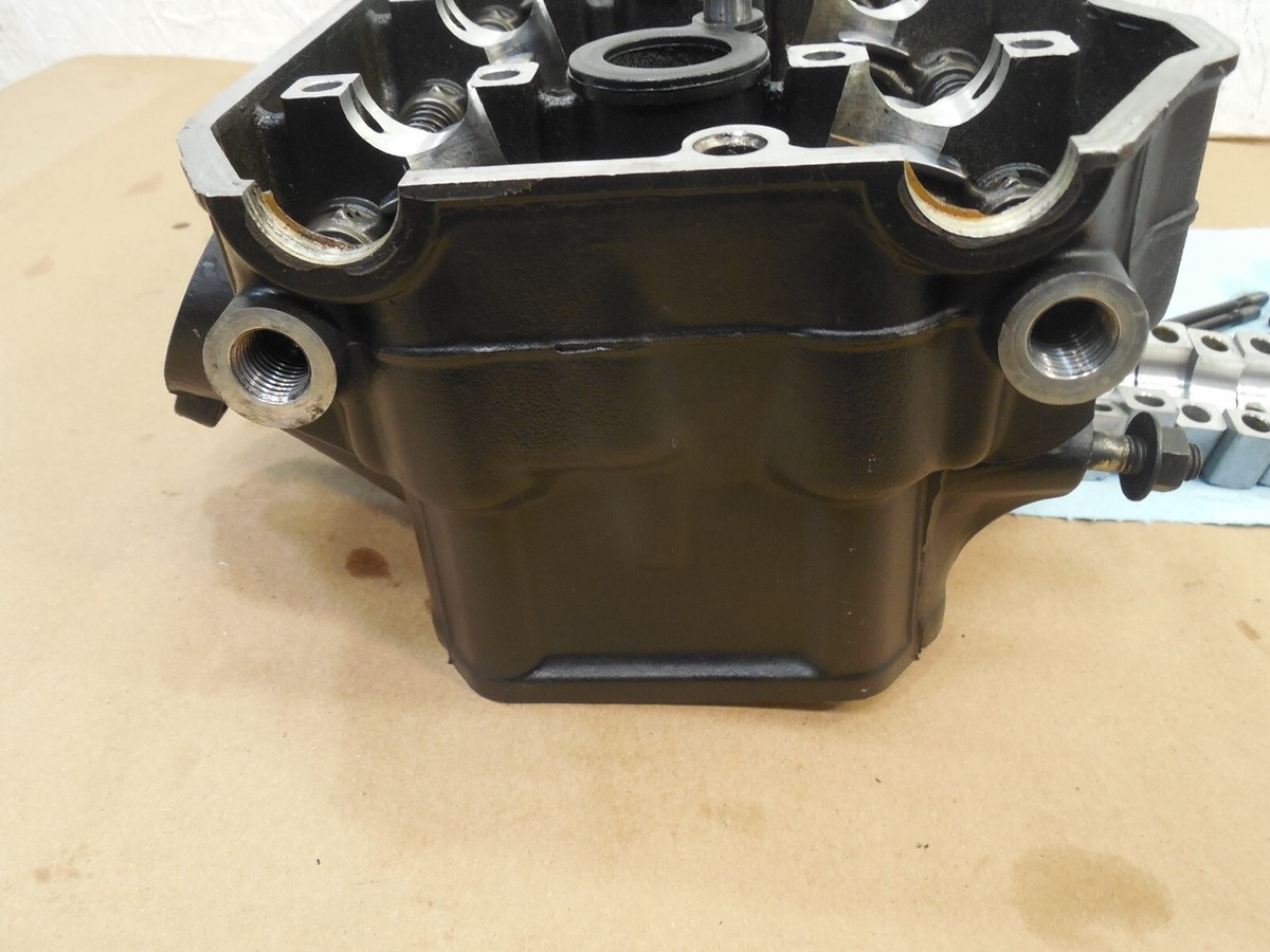 1993 Kawasaki ZX11 ZX1100-D1 Ninja Engine Cylinder Head with
