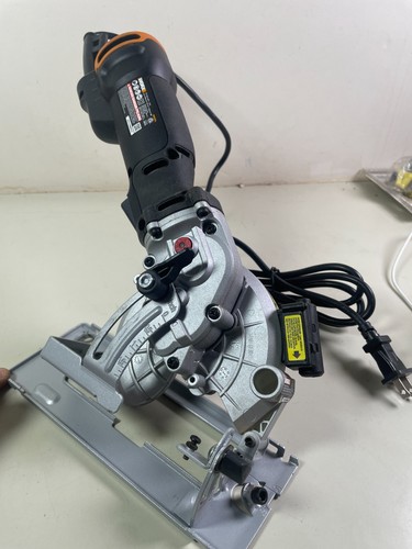 WORX 4-1/2" Corded Compact Circular Saw w/ Laser WX437L - Picture 4 of 12