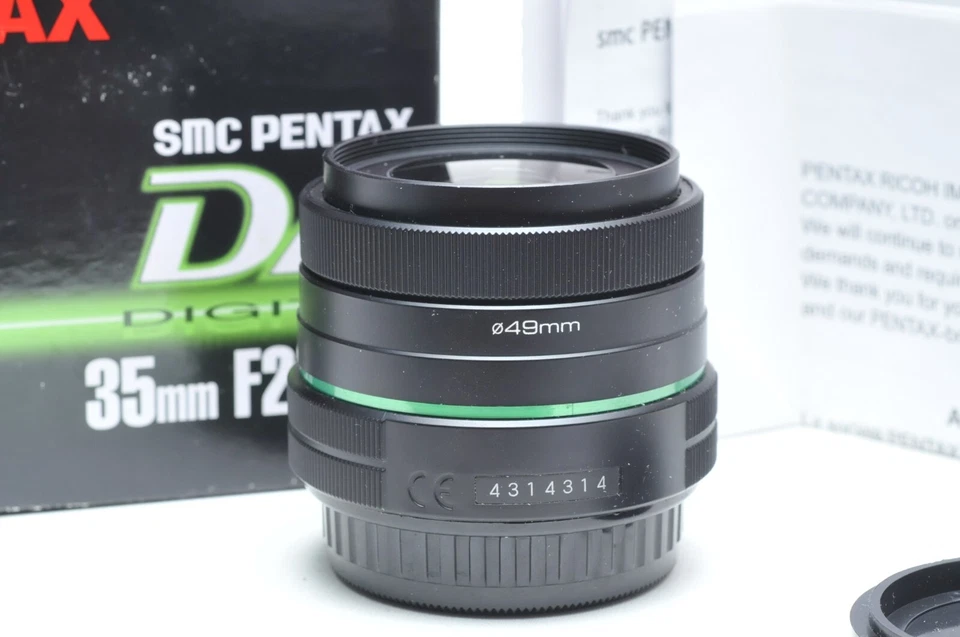 Pentax SMC DA 35mm F/2.4 AL Lens for  Pentax Digital SLR - Image 2 of 4
