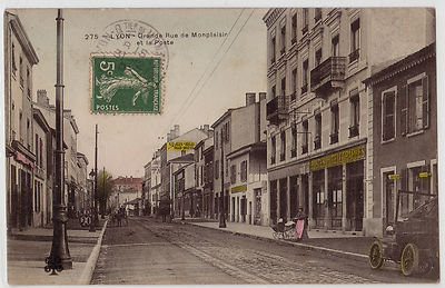 CPA - 69 - LYON - Grande rue de Monplaisir et la Poste