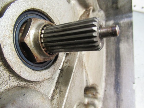 Moto Guzzi V50 III Monza v65 Transmission 7k mile - Picture 4 of 10