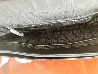 【直営・関税送料込】Nan Messenger bag in Sef61802f92f64878a758b41239cfc