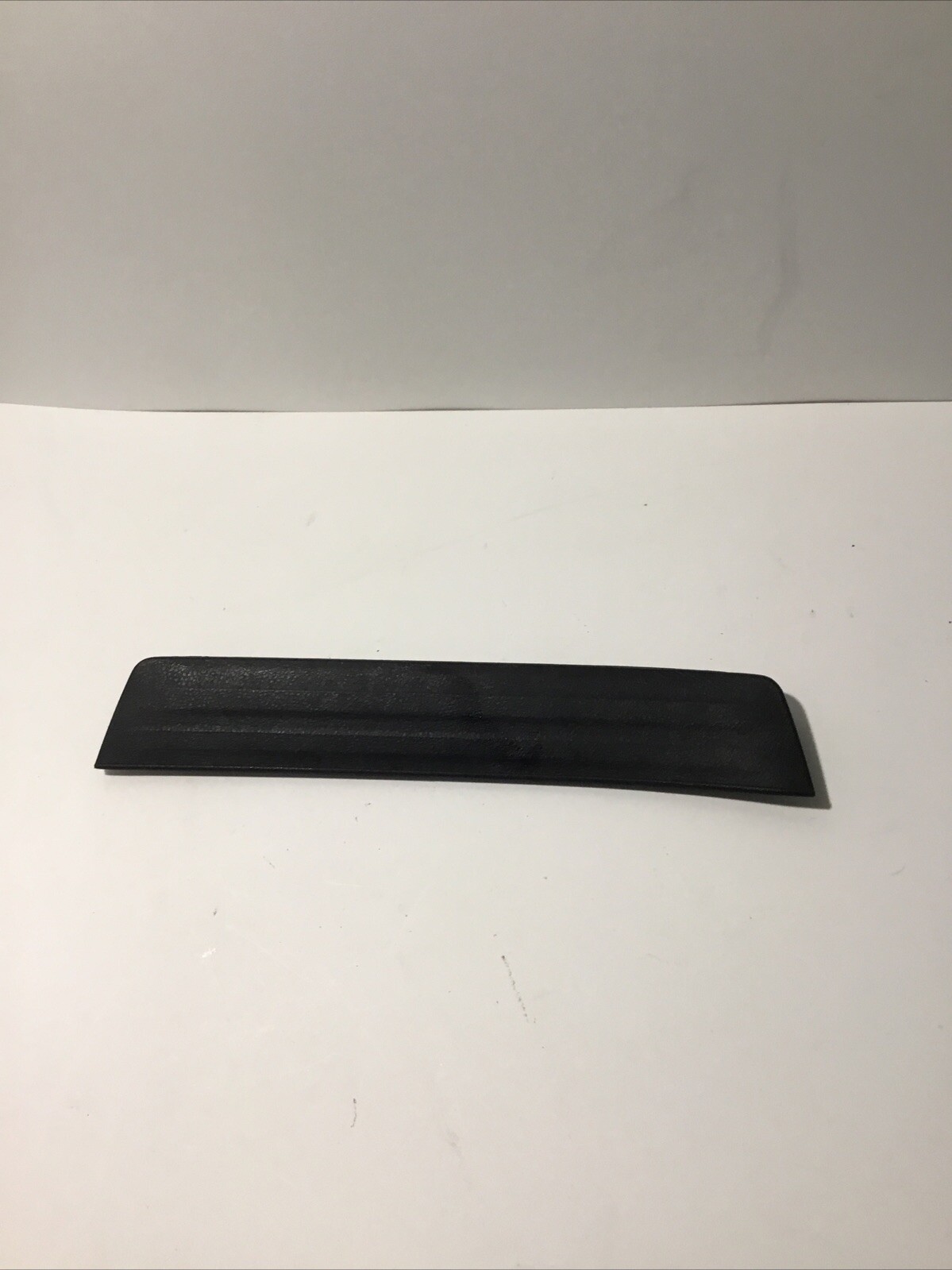 2015 2016 2017 TOYOTA CAMRY REAR RIGHT DOOR SILL SCUFF PLATE 67915-06021 OEM