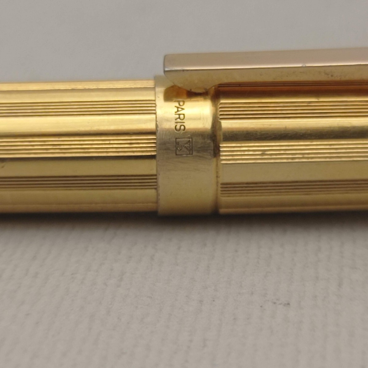 S.T. DUPONT CLASSIC GOLD PLATED FOUNTAIN PEN 18K F NIB EXCELLENT