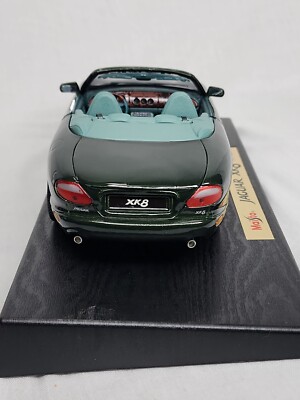 Maisto 1:18 1996 JAGUAR XK8 Convertible Special Edition Diecast