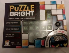 Brainwright Puzzle Bright - Electronic Light Up Brainteaser - Gamewright - Read 
