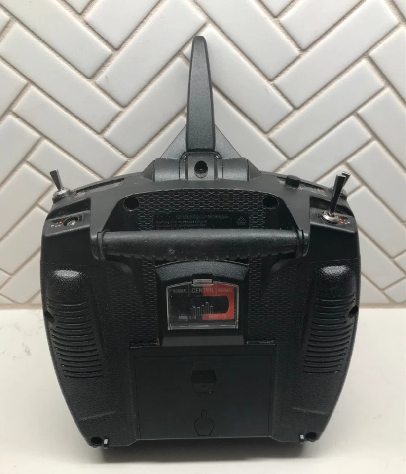 Spektrum DX6e 6 canales DSMX 2,4 GHz RC transmisor plano incompleto sin probar Foto 4 de 4