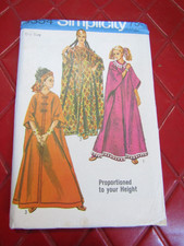 UNCUT Simplicity WOMAN'S Three Styles CAFTANS Sewing PATTERN 8354 - 1960's