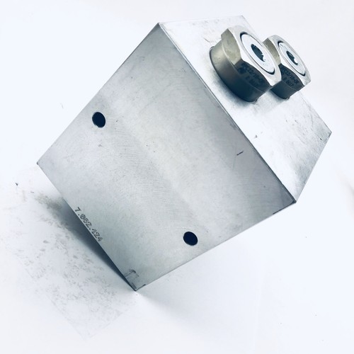 47655656 VALVE, HYDRAULIC FITS CNH - Picture 8 of 9
