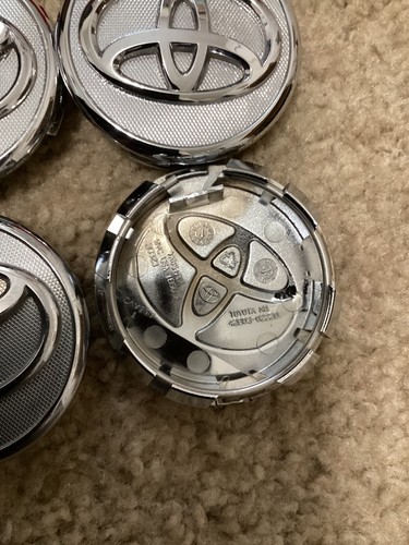 OEM TOYOTA COROLA WHEELS RIMS CENTER HUBCAPS 2-3/16”OD42603-02220 Chrome 4pcs - Picture 3 of 5