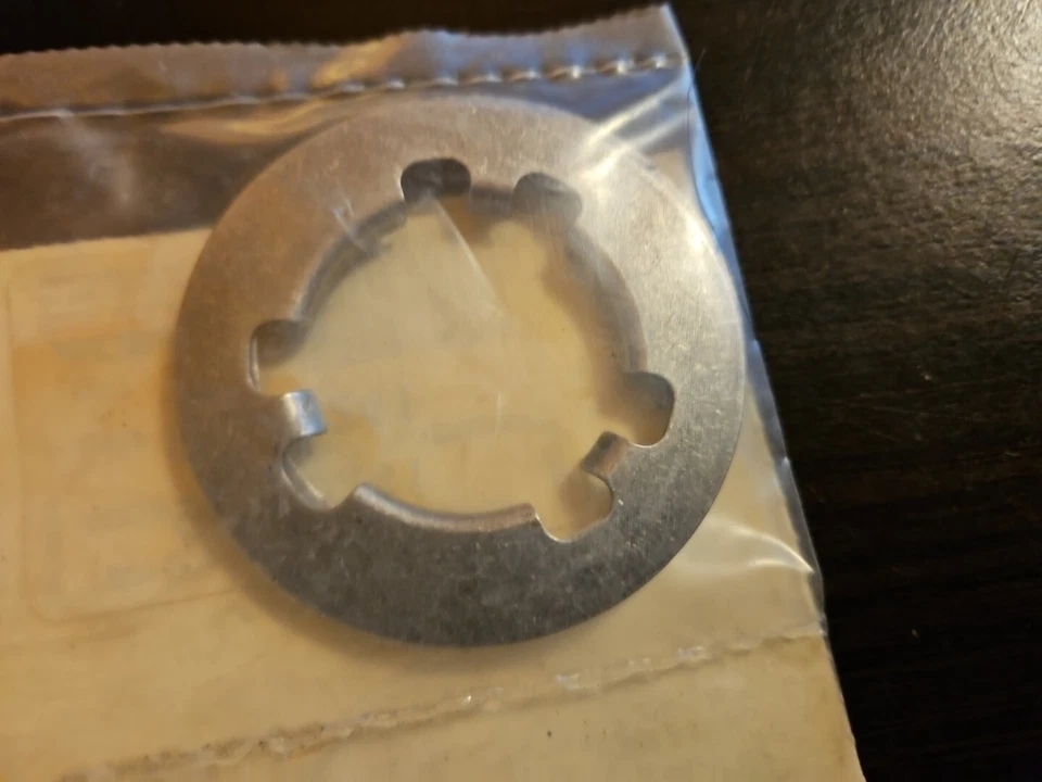 NOS ACDelco 96040241 Lavadora Auto Trans Mount - 2ª Embreagem Hsng Lavadora de Empuxo (1) - Imagem 3 de 3