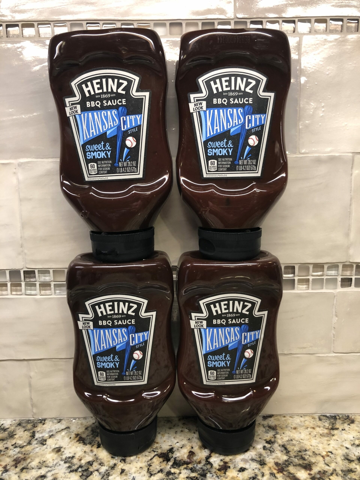 4 BOTTLES Heinz Kansas City Style Sweet & Smoky BBQ Sauce, 20.2 oz Dip