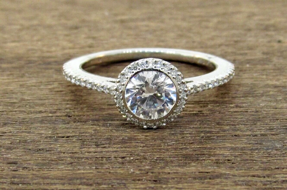 RITANI Platinum Halo Diamond Engagement Ring Setting - Image 2 of 4