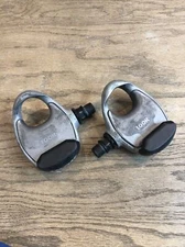 LOOK Clipless Road Bike Pedals Silver