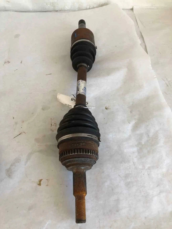 Eje delantero CV Saturn S Series 1997-2002 conductor izquierdo derecho usado Foto 3 de 4