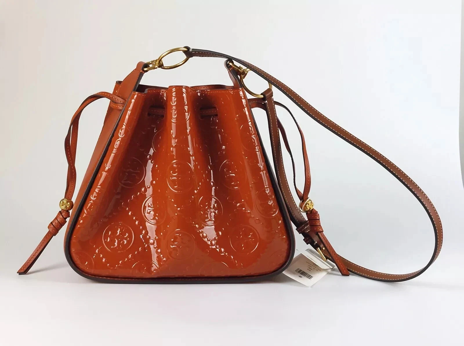 Eccezionale! Nuova Tory Burch T Monogram Borsa a Campana in Pelle Verniciata