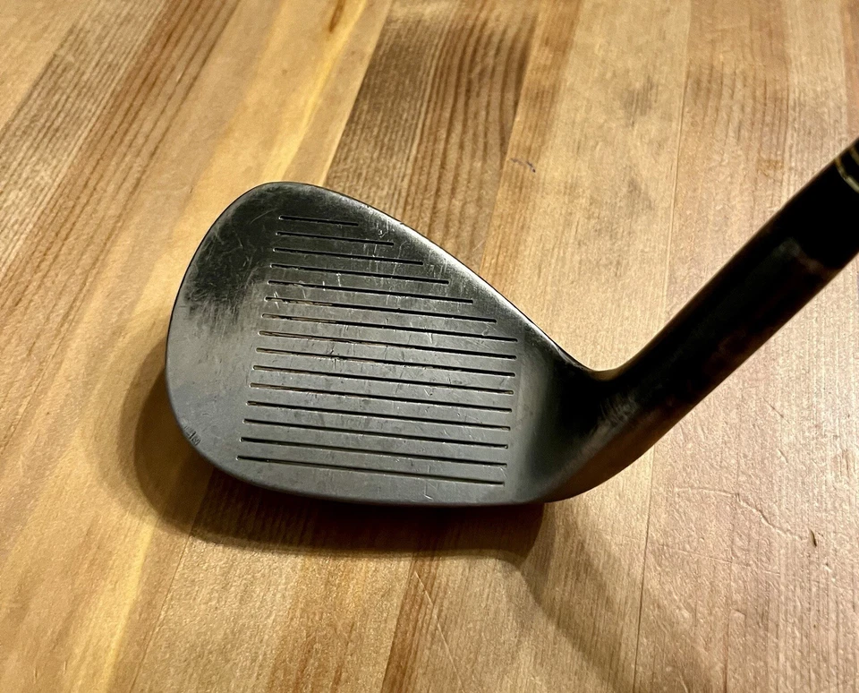 Forgan St. Andrews Sand Wedge SW 56 grados diestro Tour Spin Steel Winn Dri Tac Grip Foto 3 de 4