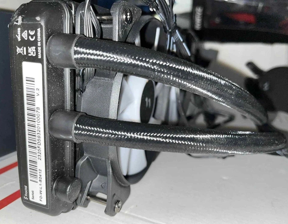 Fractal Design Lumen CPU water-cooling FD-W-L1-S2412 - Image 3 of 4