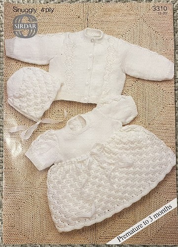 Sirdar 3310 Strickmuster Baby Kleid Cardigan Mütze Frühchen - 20 Zoll Brustumfang