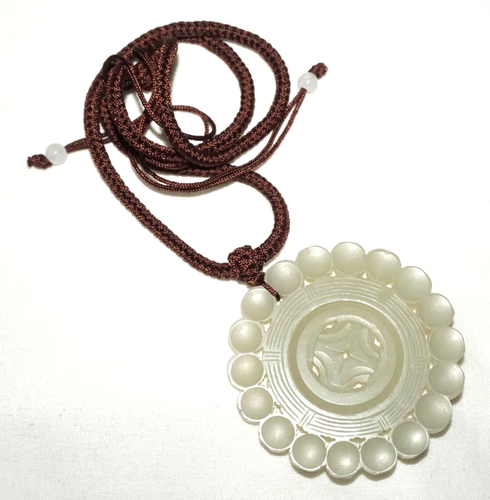 Antique Chinese Grey Green Jade Carved Pendant w. Spinning Center Accent(LeS)L24 - Picture 4 of 14