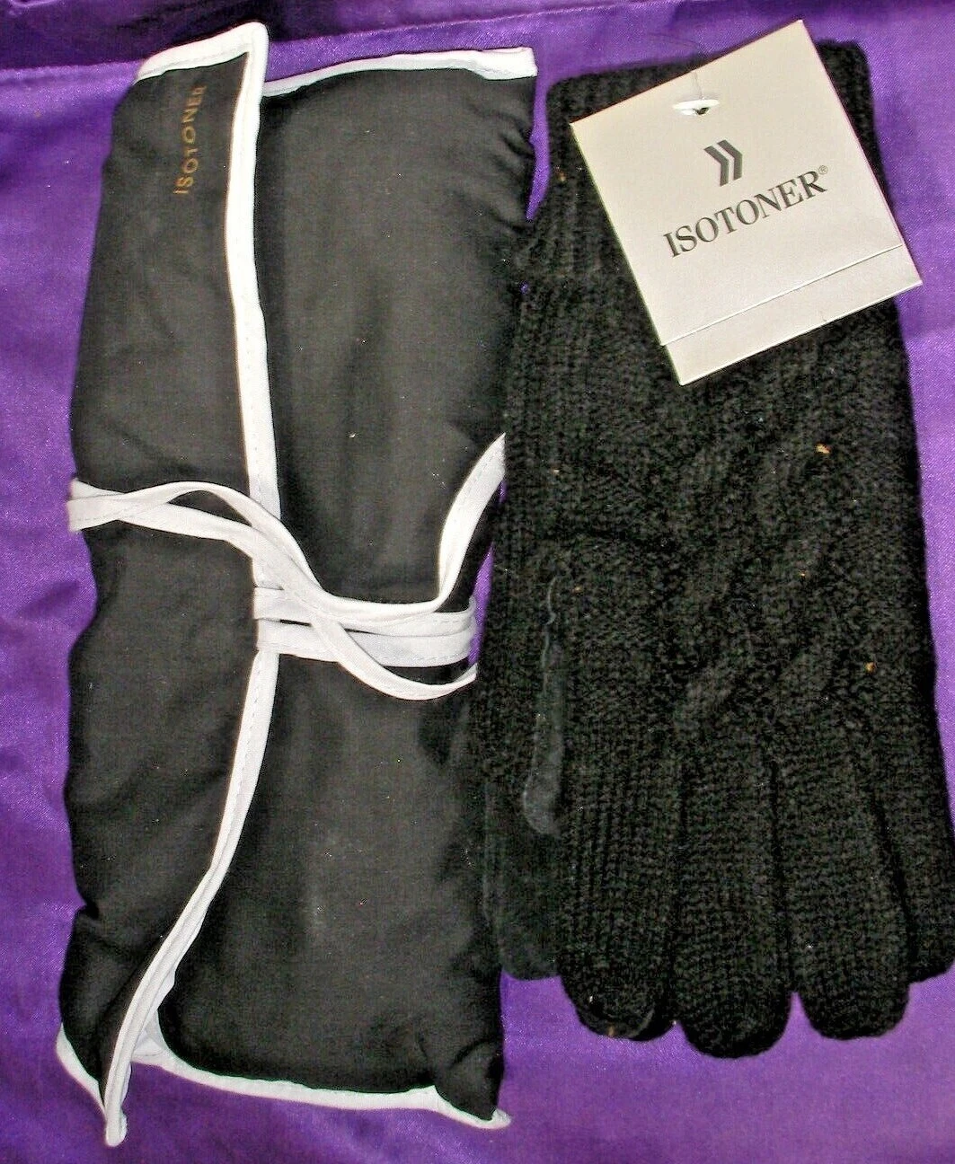 Isotoner Gloves mittens Black 1SZ new Style 34242 w/ pouch & tag Ladies Classic