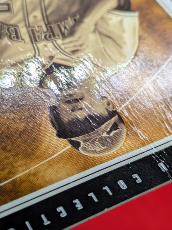 2004 Flair Auto Collection Crown /100 Rocco Baldelli #AC-RB Auto *HEAVY DAMAGE* - Image 3 of 3