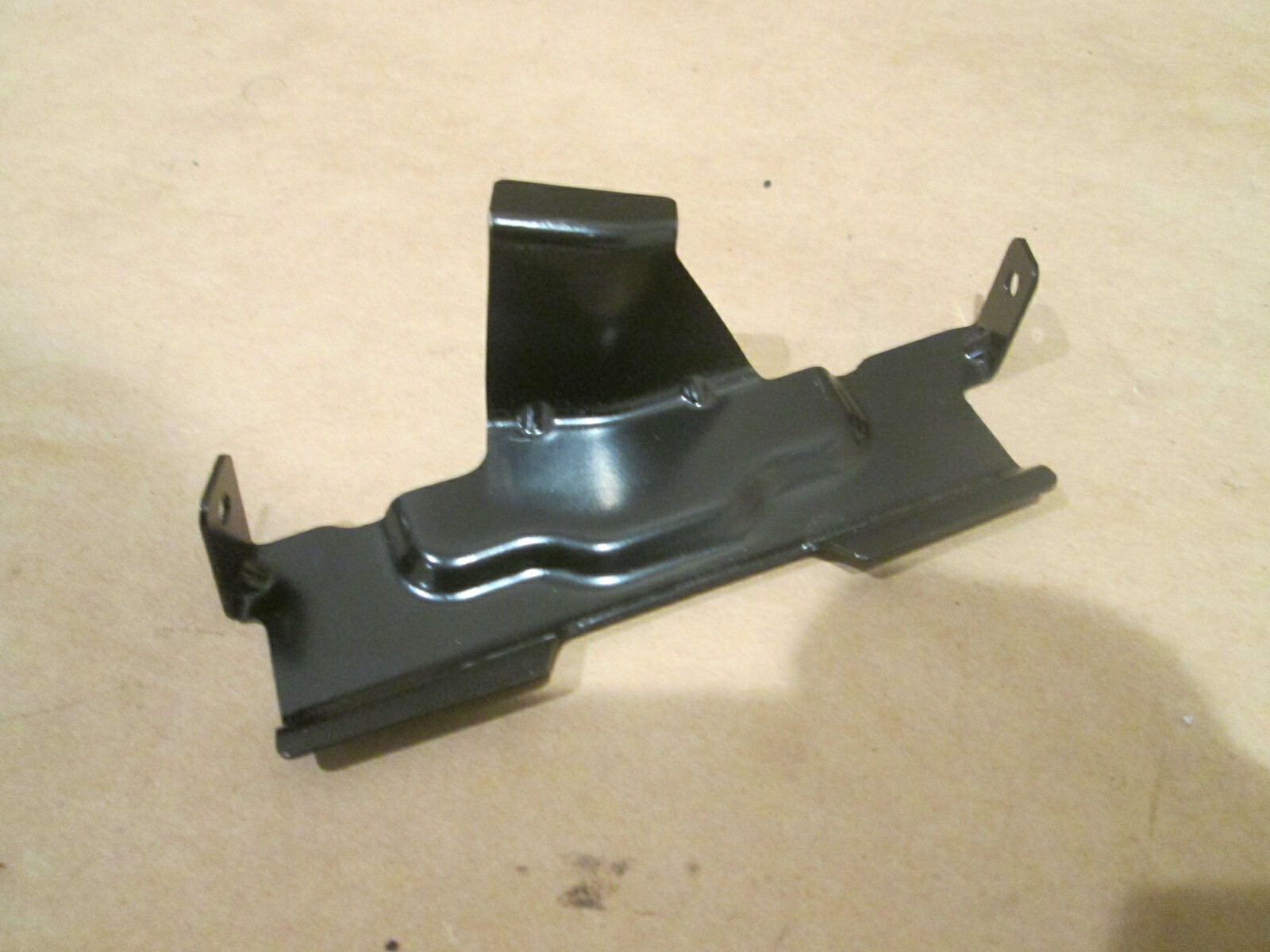 Ferrari 458 Italia-Spider-Speciale - RH Headlight  Bracket P/N 86379000