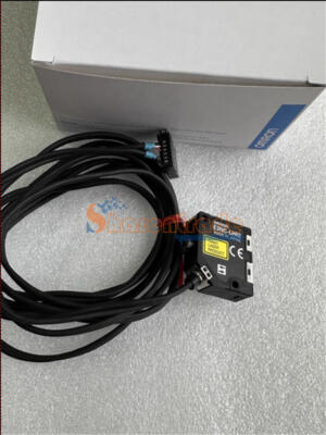 1PCS Neu IN Box OMRON Laser Sensor E3NC-LH02