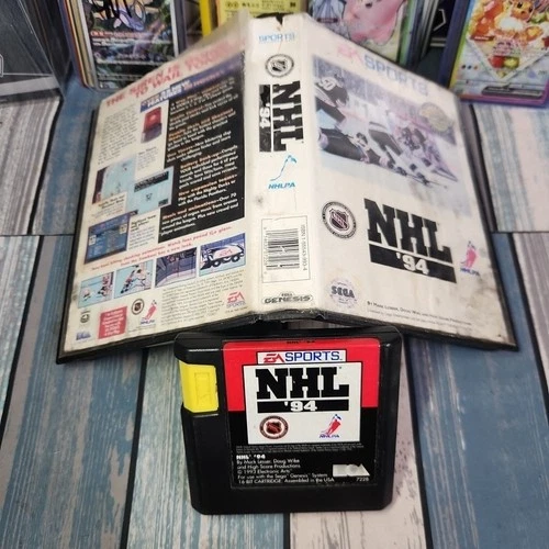 Vintage NHL '94 EA Sports Sega Genesis Video Game 1993 COMPLETE + Clamshell Case