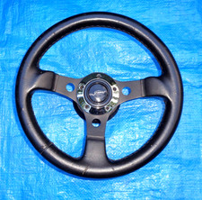 Grant 13 Steering Wheel Black Painted Spokes With Chrome Center W- Complete Hub Grant 13 Steering Wheel Black Painted Spokes With Chrome Center W- Complete Hub