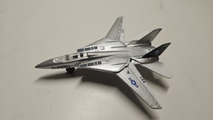 Runway24 F-14 Tomcat Diecast Fighter Jet VF-84 Jolly Rogers Skull Crossbones 207