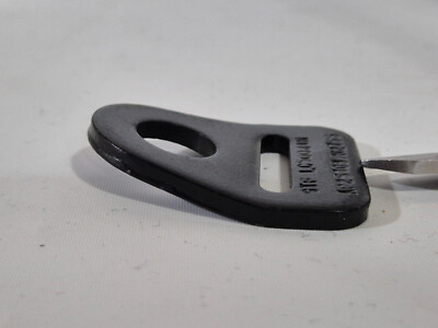 Schwarz 25 mm gekröpfter Anker 4 mm für 25 mm Gurtband Sicherheitsgurt Befestigungspunkt UK Verkäufer