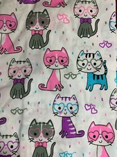 SCRUB TOP SIZES: XS, S, M CATS LOOKING PURRFECT NWT NURSE MEDICAL VET CNA DENTAL