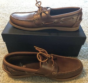 brooks brothers boat shoes