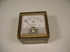 Triplett 337-PL Panel Volt Meter 0-50 AC Volts. NEW