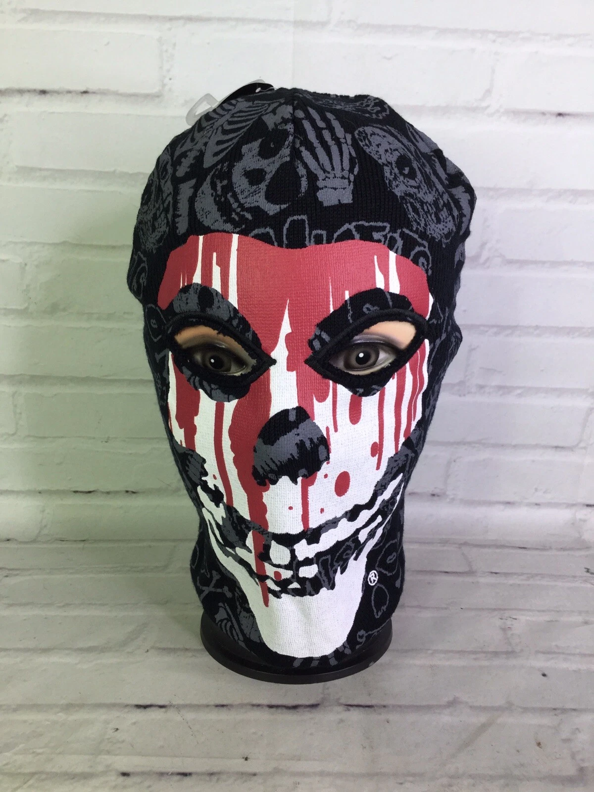 Misfits Skull Ski Mask Beanie Hat Cap Knit Bloody Face All Over Print Logo Adult
Opens in a new wind