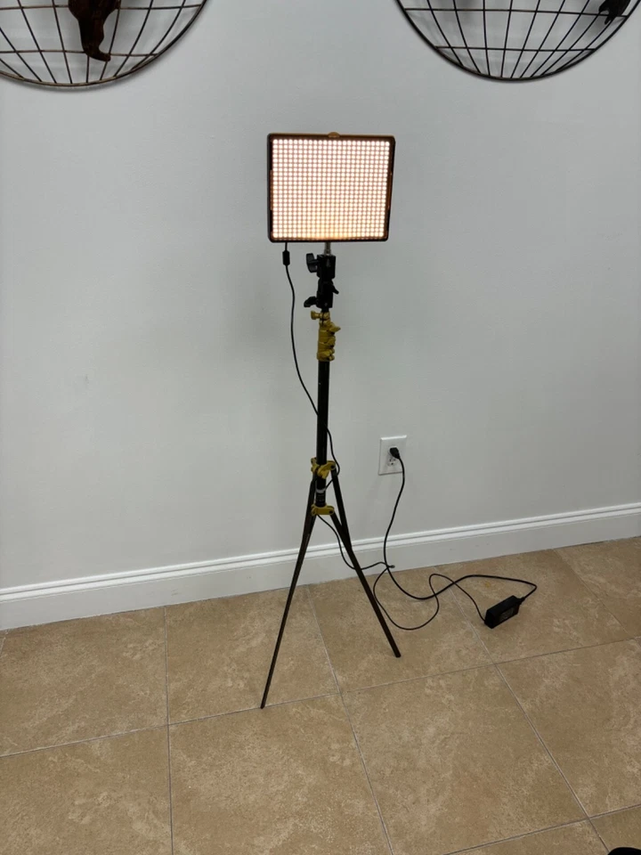 Luces de video LED - Dos luces de inundación LED Aputure Amaran AL-528s KIT de 2 unidades Foto 2 de 4