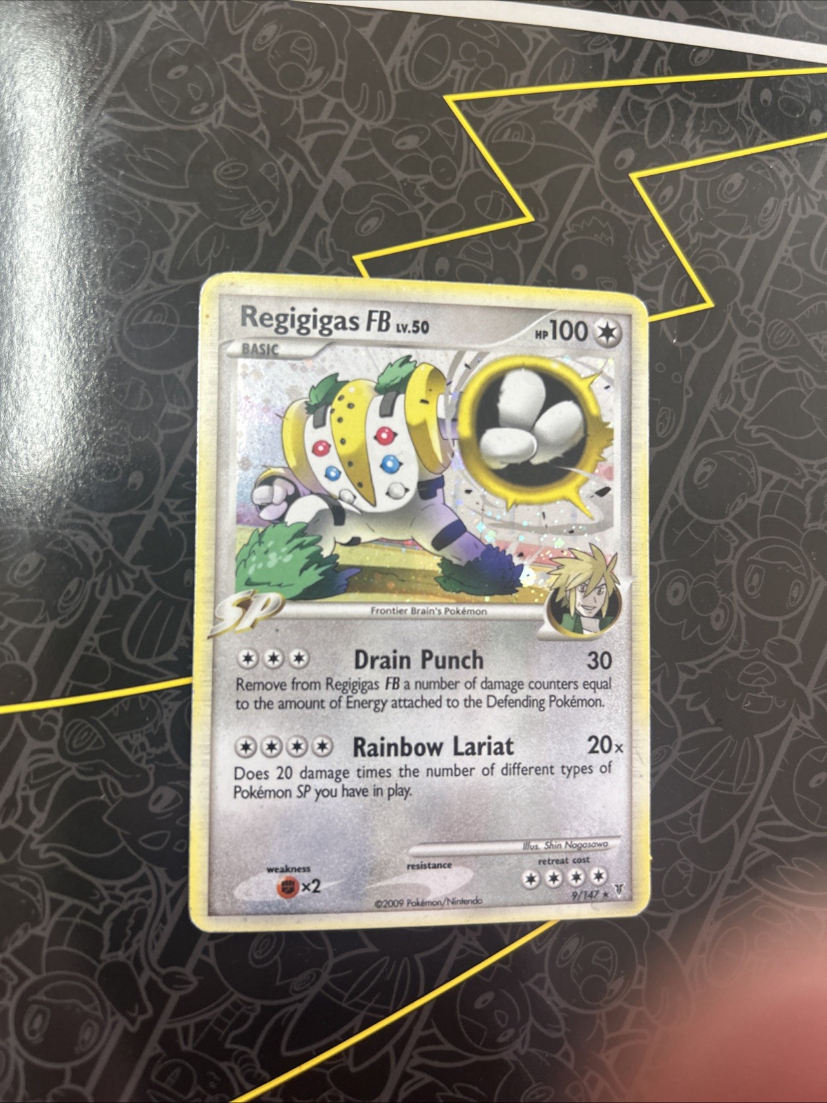 Regigigas FB 9/147 Supreme Victors Holo LP