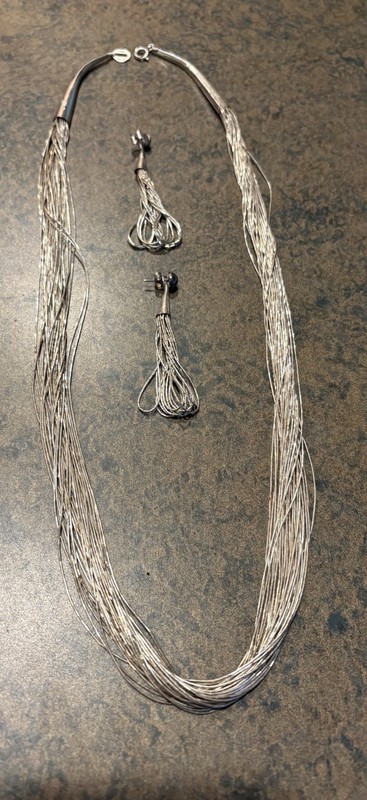 VTG Carolyn Pollack Sterling Liquid Silver 30 Strand 24" Necklace & Earrings Set