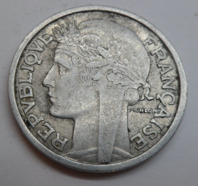 Frankreich 2 Francs, 1959 ## E