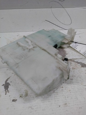 #ad 2018 KIA Stinger Washer Fluid Reservoir OEM 98610J5000 Black 3.30L Used $85.99