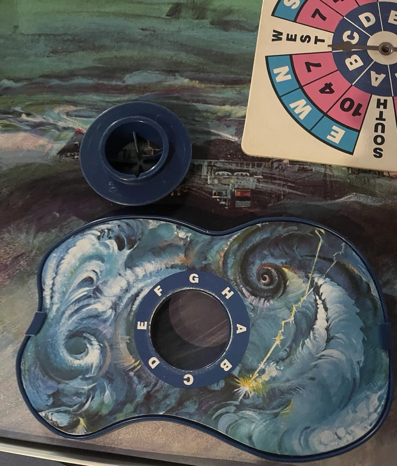 Vintage 1976 Bermuda Triangle Family Board Game by Milton Bradley - COMPLETE - Image 4 of 4