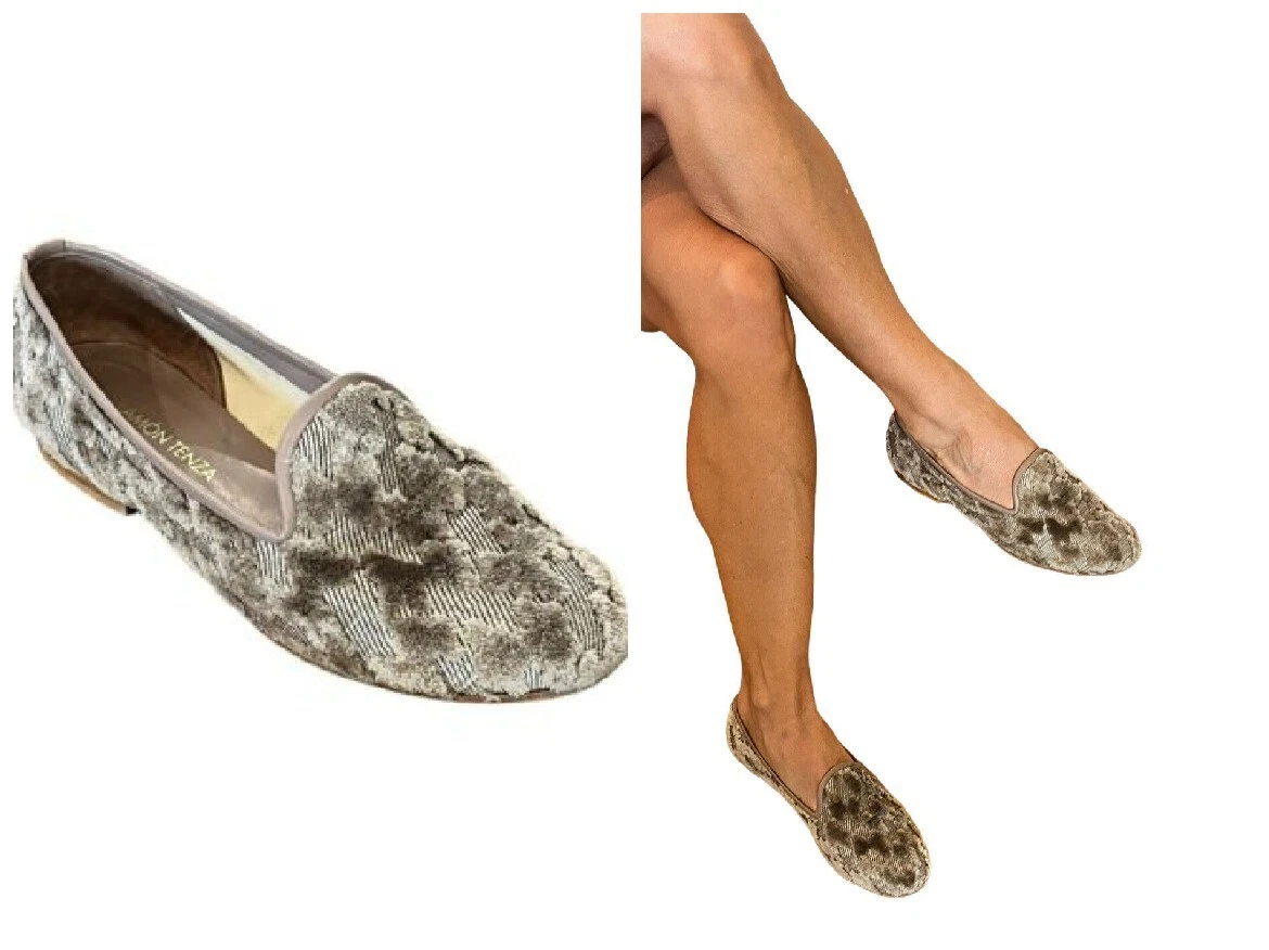 Escarpins Ramon Tenza Rouge En Cuir Pointure 41 - Quasi Neufs, Talon Kitten Heel, 2 Strass Manquants