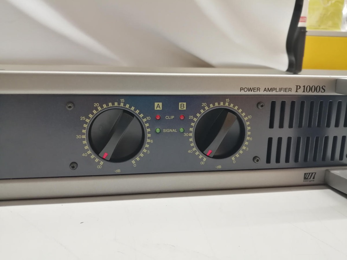 Yamaha P1000S Power Amplifier “EEEngine” Standard model
