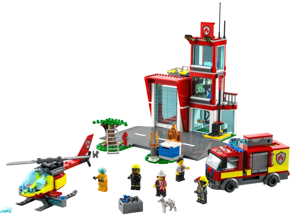 LEGO CITY 60320 Fire Station New Free shipping - image 2 of 4
