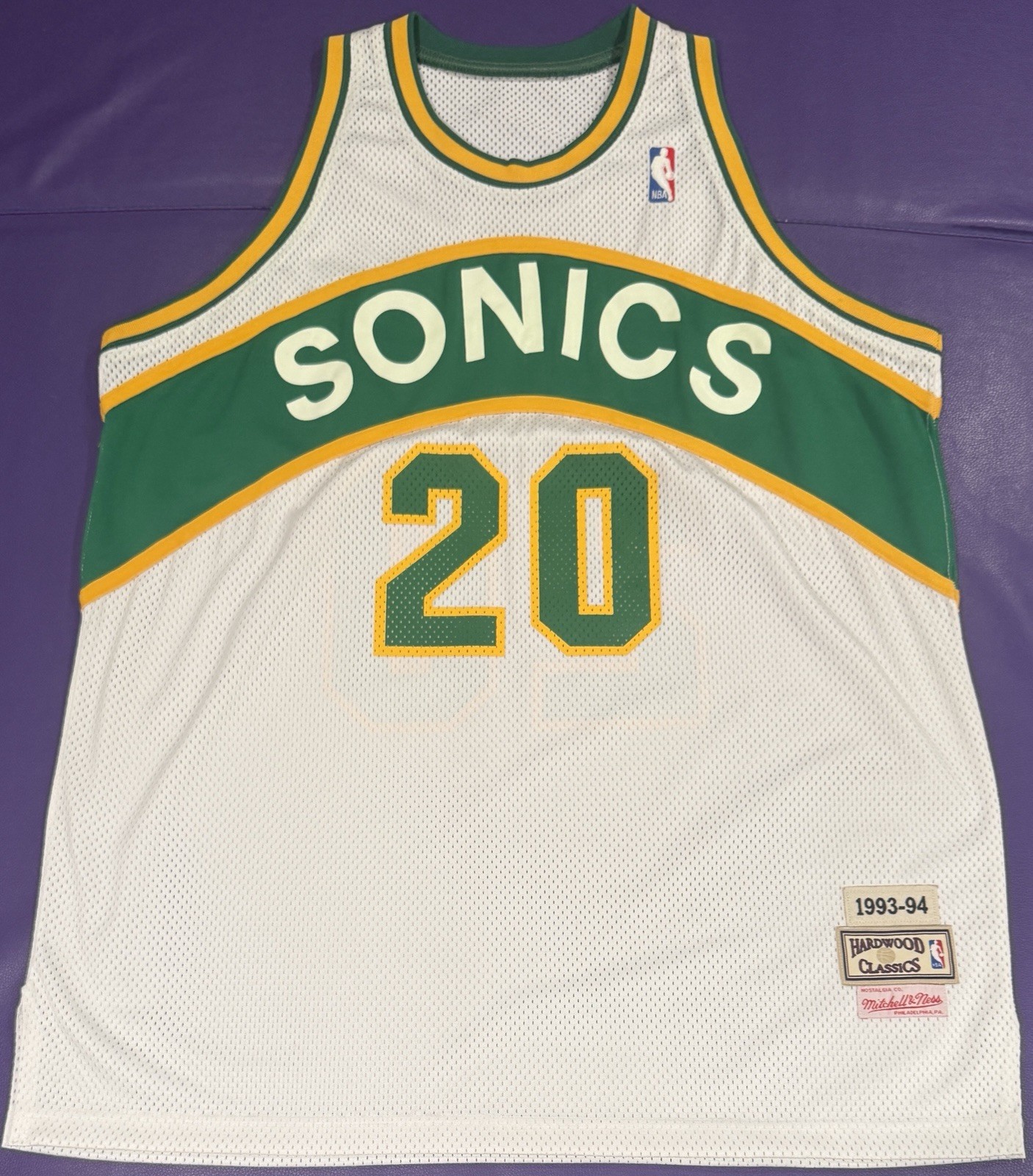 Authentic 1993-94 Gary Payton #20 Seattle Super Sonics Mitchell & Ness Jersey 48