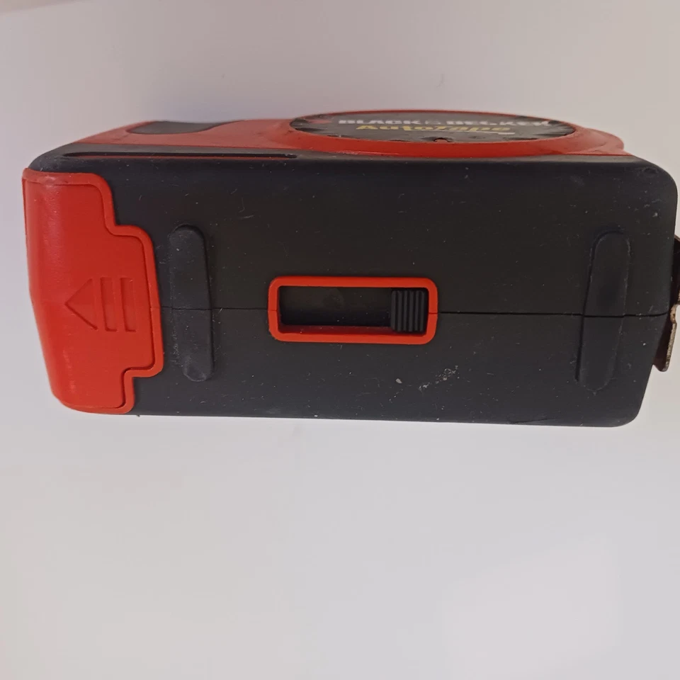 Automatic Black and Decker Tape Measure - Image 4 of 4