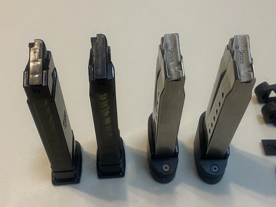 Smith & Wesson M&P Shield 9 mm HYVE +2/OEM 8rd Magazine (2), ETS 9rd Mags (2)+ Más Foto 4 de 4