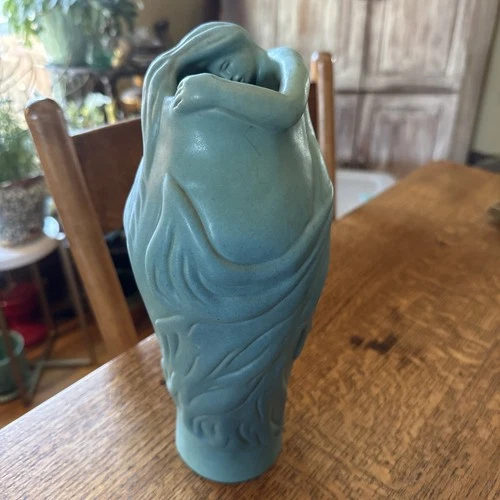 Vintage VAN BRIGGLE 10-1/2” Lorelei Blue Ming VASE Artist Signed MILDRED SCOTT
